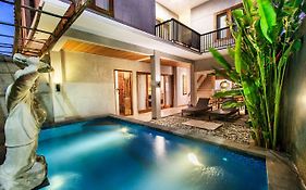 Kuta Legian Villa