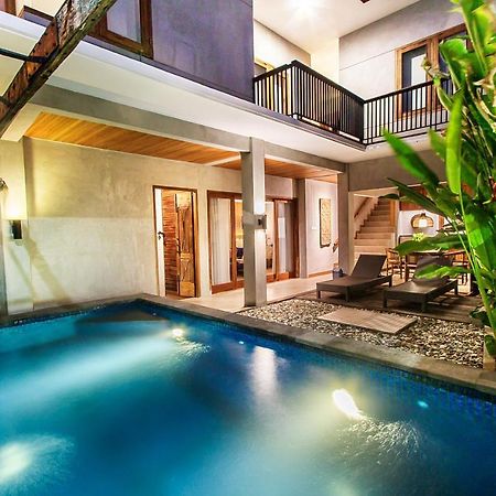 Kuta Legian Villa Bagian luar foto