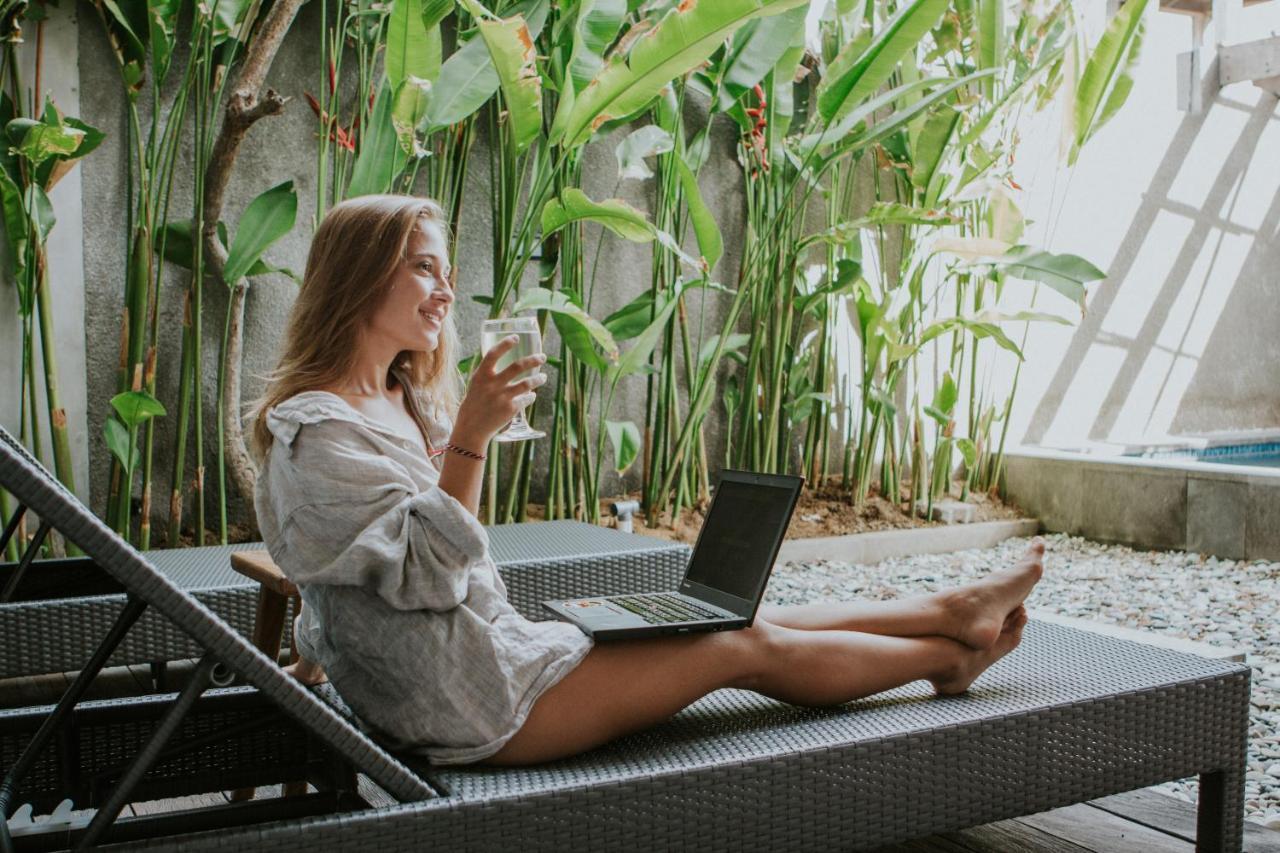 Kuta Legian Villa Bagian luar foto